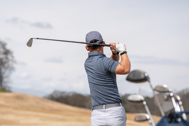 Common Golf Injuries and How SoftWave Therapy Helps You Swing Pain-Free in Calgary at Natural Way Chiropractic